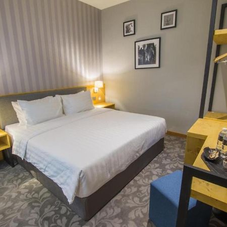 Redpine Boutique Hotel Skudai Ngoại thất bức ảnh